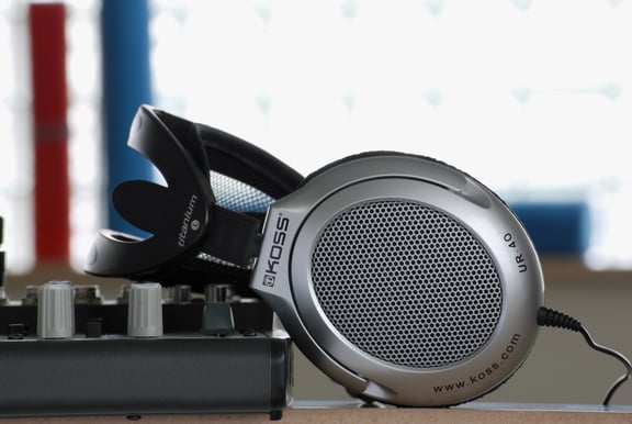 Koss UR-40