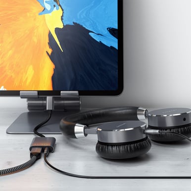 Satechi Adapter USB-C till 3.5 mm /USB-C PD Rymdgrå