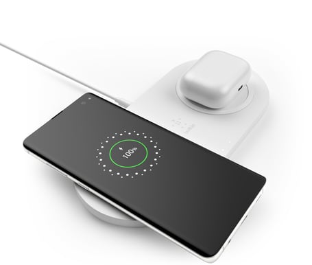 Belkin Trådlös 2-i-1-laddare 10 W Vit