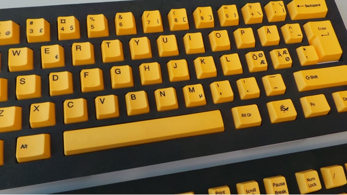 Ducky Keycap Set Thick PBT 109 Yellow Nordic Dyesub