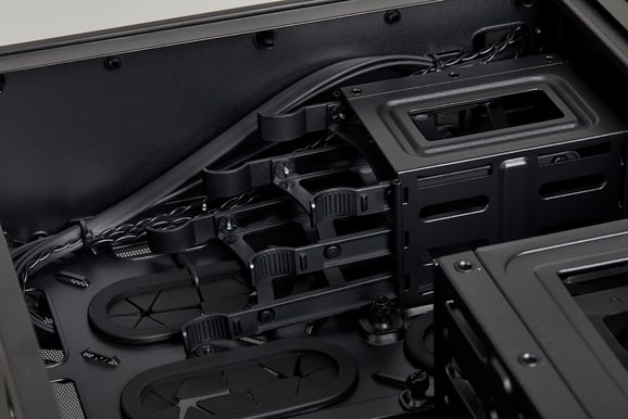 Corsair Crystal 280X Svart