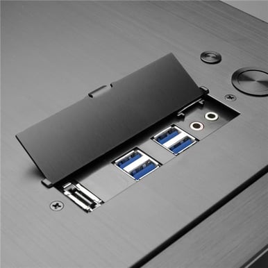 Lian Li PC-A77F Svart