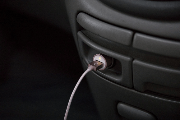 Belkin Premium MIXIT Billaddare 2.4A Roséguld