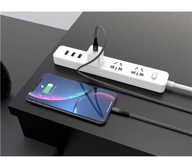 Hyperdrive USB-C till Lightningkabel Svart 2m