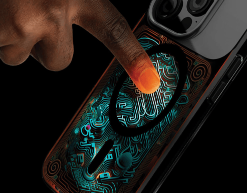 STM Reveal iPhone 15 Pro