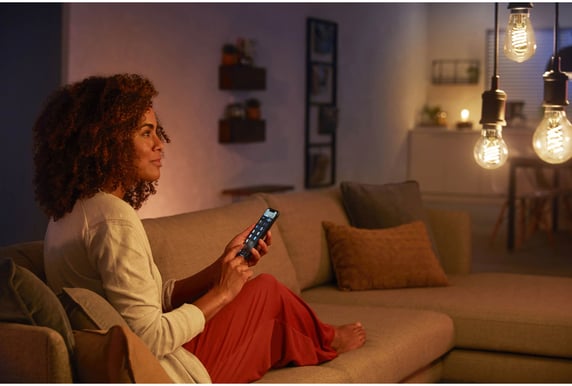 Philips Hue White Filament E27 Edison BT
