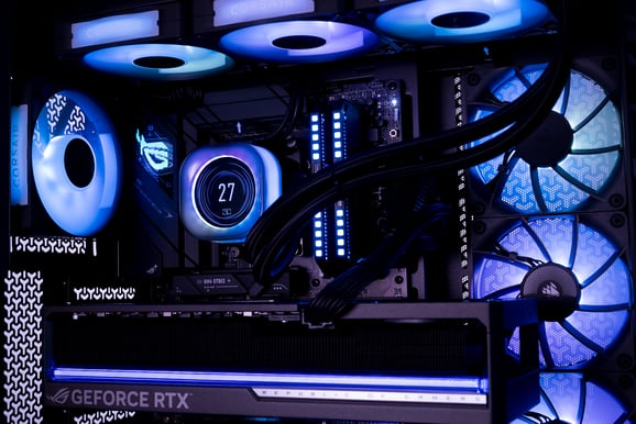 Inet System G90 R9X3D/5090