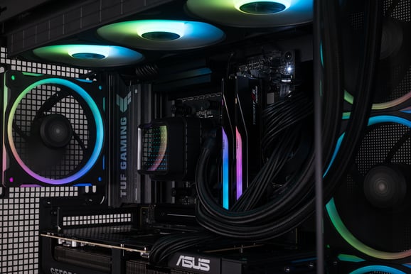 Inet System G70 R7X3D/5070 Ti Eyeballers x ASUS Edition