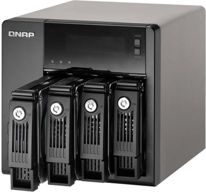 Qnap TS-453 Pro NAS + 1st WD Red 4TB
