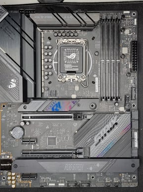 ASUS ROG Strix B760-F Gaming WIFI