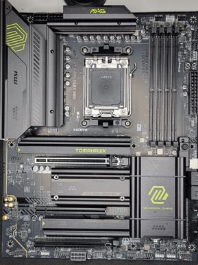 MSI MAG X870 Tomahawk WIFI