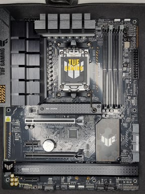 ASUS TUF Gaming B650-Plus WIFI