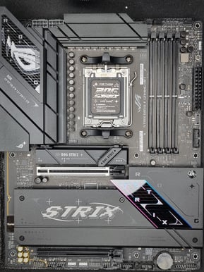 ASUS ROG Strix B850-F Gaming WIFI