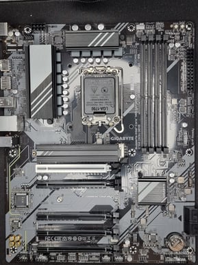 Gigabyte B760 DS3H DDR5