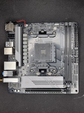 ASRock B550M-ITX/ac