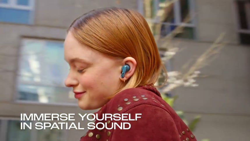 JBL | Beam 3 the new earbuds with smaret charging case with display